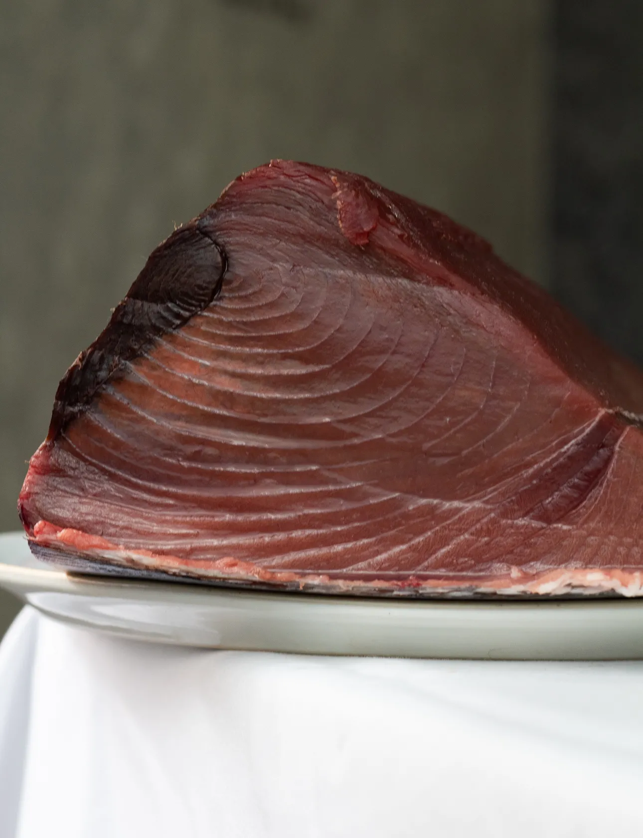 Solomillo de Atún salvaje del estrecho con fideos aliñados